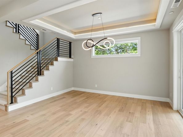 1582 213th Court NE, Sammamish WA 98074