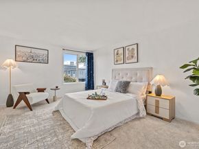 2253 Gilman Drive W 104, Seattle WA 98119