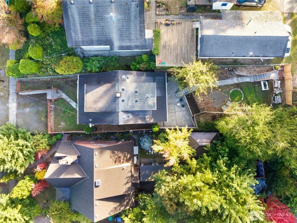 1719 Gregory Way, Bremerton WA 98337