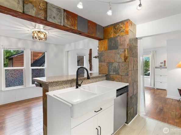 1719 Gregory Way, Bremerton WA 98337