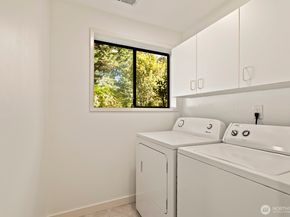 12716 87th Court NE, Kirkland WA 98034