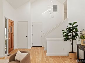 12716 87th Court NE, Kirkland WA 98034