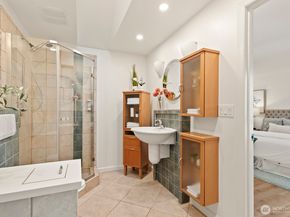 12716 87th Court NE, Kirkland WA 98034