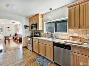 506 S Trenton, Seattle WA 98108