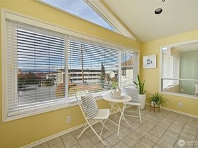 233 3rd Avenue S 304, Edmonds WA 98020