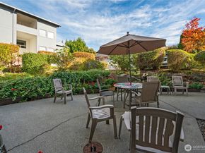 233 3rd Avenue S 304, Edmonds WA 98020