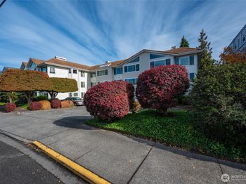 233 3rd Avenue S