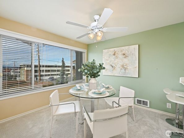 233 3rd Avenue S 304, Edmonds WA 98020