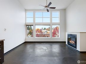 4422 Bagley Avenue N 303, Seattle WA 98103