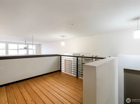 4422 Bagley Avenue N 303, Seattle WA 98103