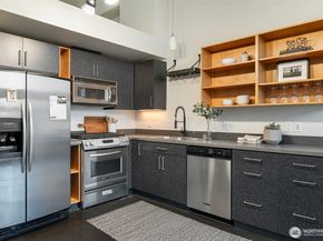 4422 Bagley Avenue N 303, Seattle WA 98103