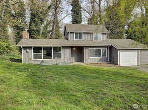 1251 S 230th Street, Des Moines WA 98198