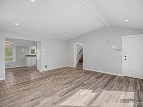1251 S 230th Street, Des Moines WA 98198