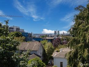 123 20th Avenue, Seattle WA 98122