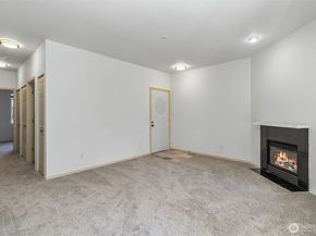 14821 29th Avenue W. K101, Lynnwood WA 98087