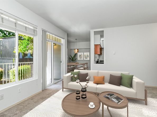 14821 29th Avenue W. K101, Lynnwood WA 98087