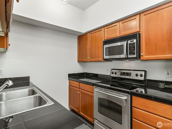 14821 29th Avenue W. K101, Lynnwood WA 98087