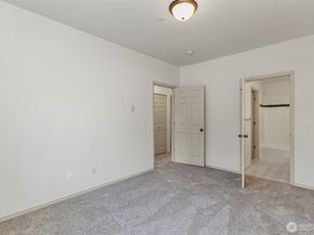 14821 29th Avenue W. K101, Lynnwood WA 98087