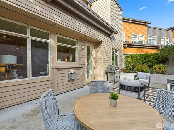 55 Pine Street 203, Edmonds WA 98020