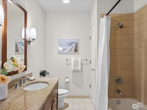 55 Pine Street 203, Edmonds WA 98020