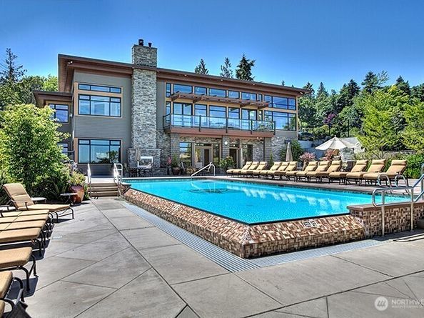 55 Pine Street 203, Edmonds WA 98020