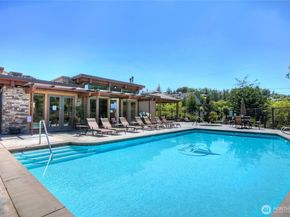 55 Pine Street 203, Edmonds WA 98020