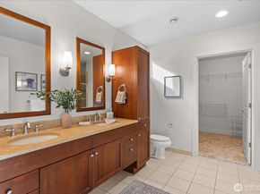 55 Pine Street 203, Edmonds WA 98020