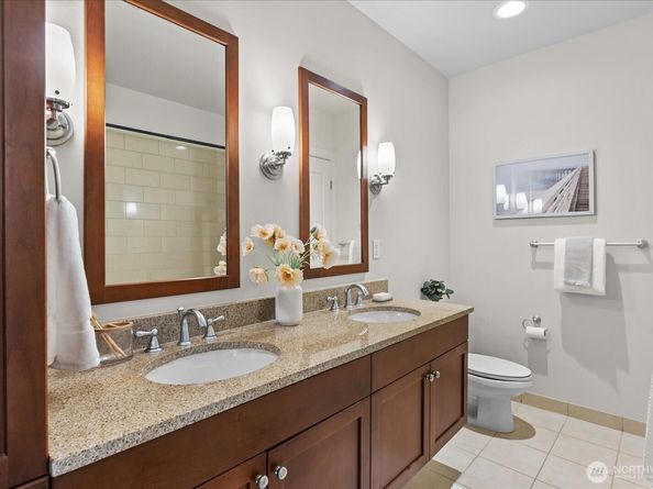 55 Pine Street 203, Edmonds WA 98020