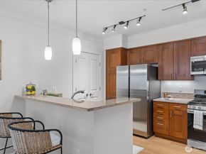 55 Pine Street 203, Edmonds WA 98020