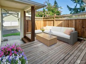 15865 Northup Way 41, Bellevue WA 98008
