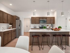 12342 13th Place SW 1A, Burien WA 98146
