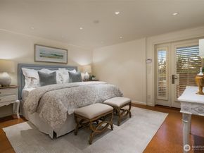 1065 Summit Avenue E, Seattle WA 98102