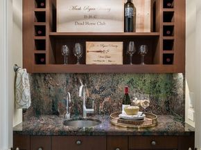 1065 Summit Avenue E, Seattle WA 98102