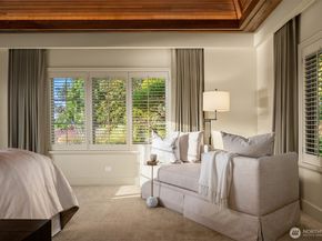 1065 Summit Avenue E, Seattle WA 98102