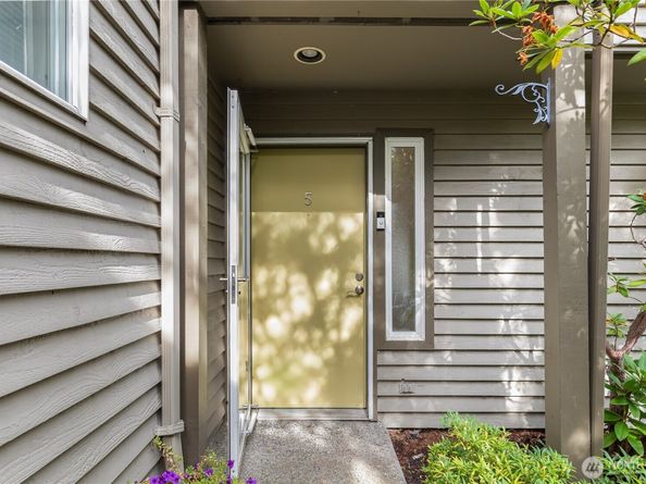616 29th Avenue E Unit 5, Seattle WA 98112