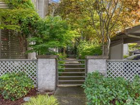 616 29th Avenue E Unit 5, Seattle WA 98112