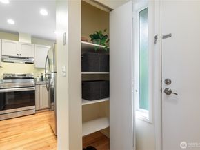 616 29th Avenue E Unit 5, Seattle WA 98112