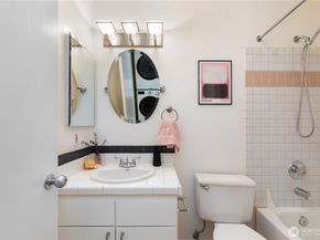 616 29th Avenue E Unit 5, Seattle WA 98112