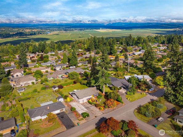 8831 Rivercrest Avenue, Everett WA 98208