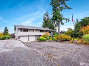 8831 Rivercrest Avenue, Everett WA 98208