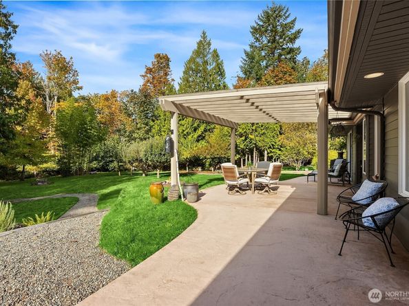 5815 NE Baker Hill Road, Bainbridge Island WA 98110