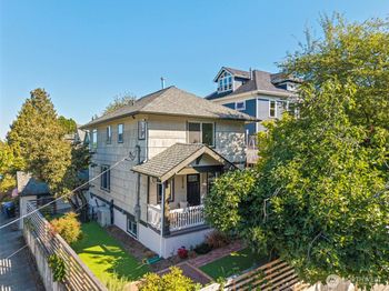 2914 E Columbia Street