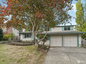 1261 150th Avenue SE, Bellevue WA 98007