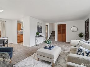 1261 150th Avenue SE, Bellevue WA 98007