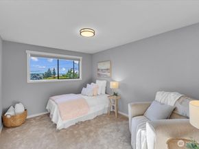 619 8th Avenue S, Edmonds WA 98020