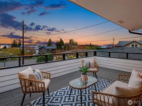 619 8th Avenue S, Edmonds WA 98020