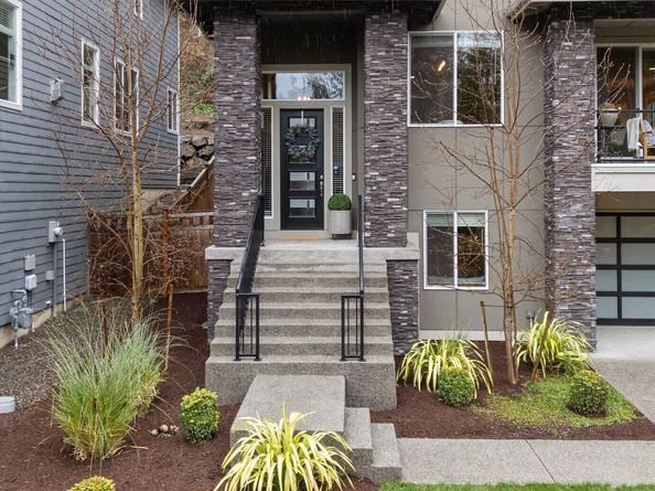 7223 NE 118th Court, Kirkland WA 98034