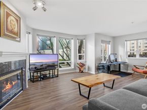 3028 Western Avenue 110, Seattle WA 98121