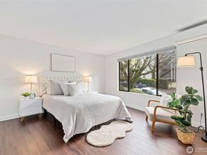 7850 Green Lake Drive N 101, Seattle WA 98103