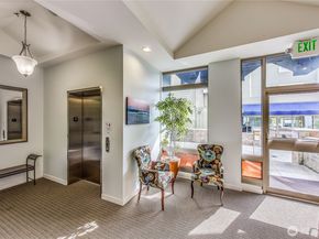 300 High School Road NE 300, Bainbridge Island WA 98110